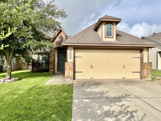 Primary Photo - 15427 Baker Meadow Loop