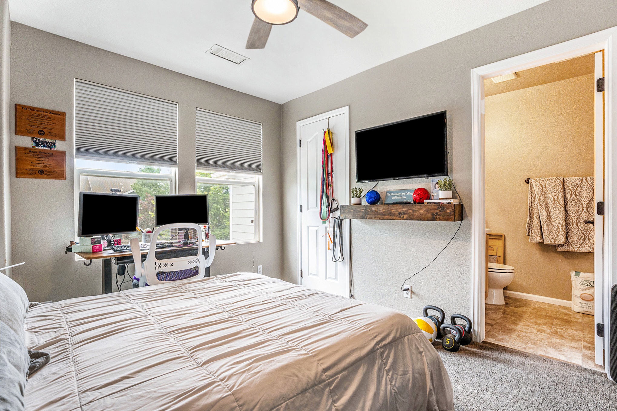 Bedroom 2 - 5796 Biscay St