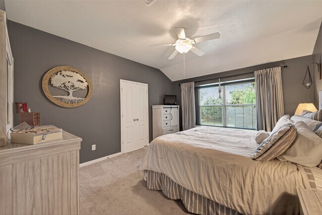 Building Photo - 11518 Columbia Pines Ln