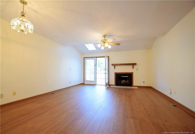 Building Photo - 1276 N Forest Dr