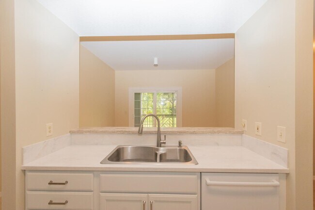 Building Photo - 37111 Harbour Vista Cir