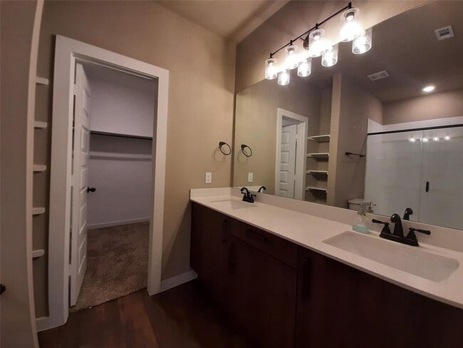 Building Photo - 25563 Starling Ln