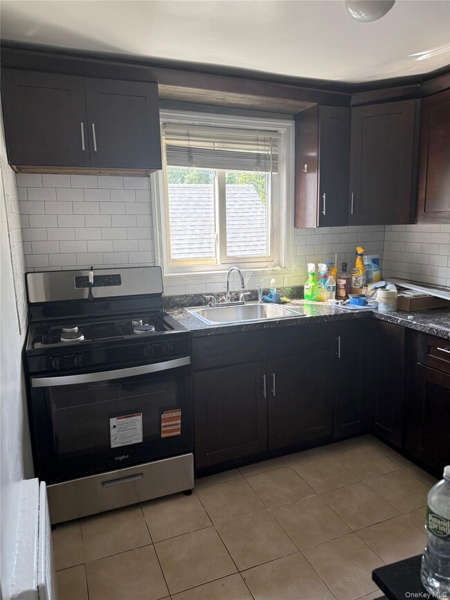 Building Photo - 203-06 53rd Ave