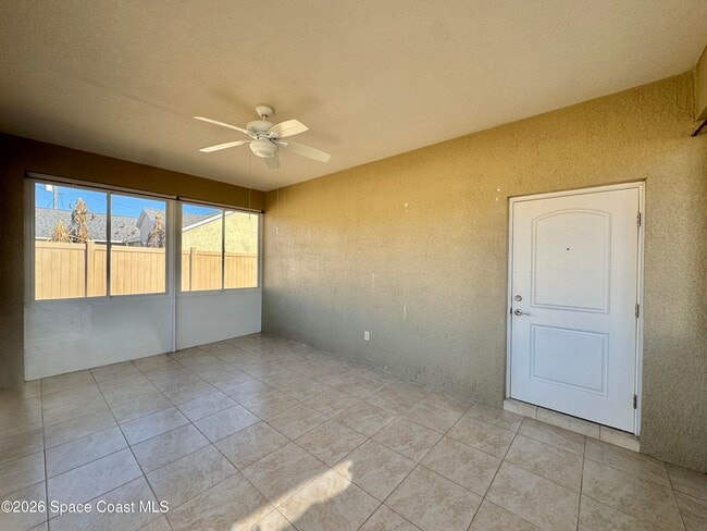 Building Photo - 181 Del Monte St NE