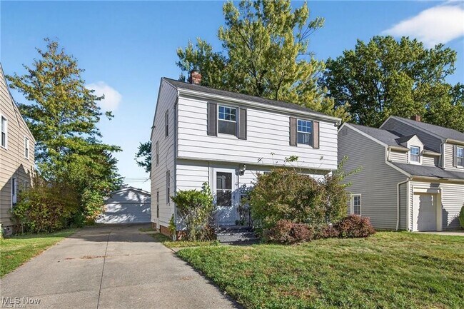 Building Photo - 4521 Golfway Rd