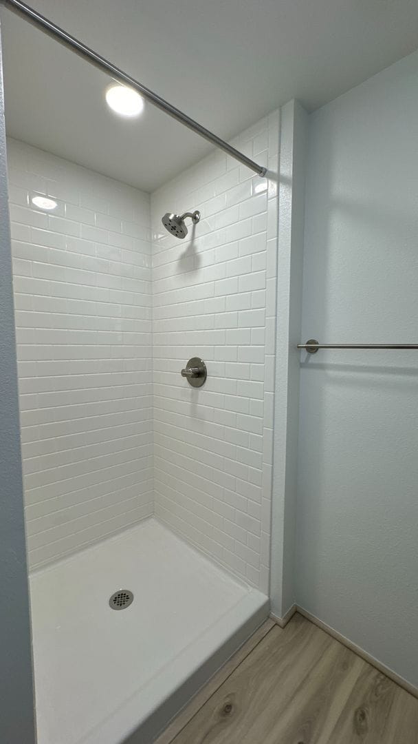 Building Photo - Epitome of modern urban living in the vibrant heart of Kaka'ako 2 Bed 2 Bath 2 PK