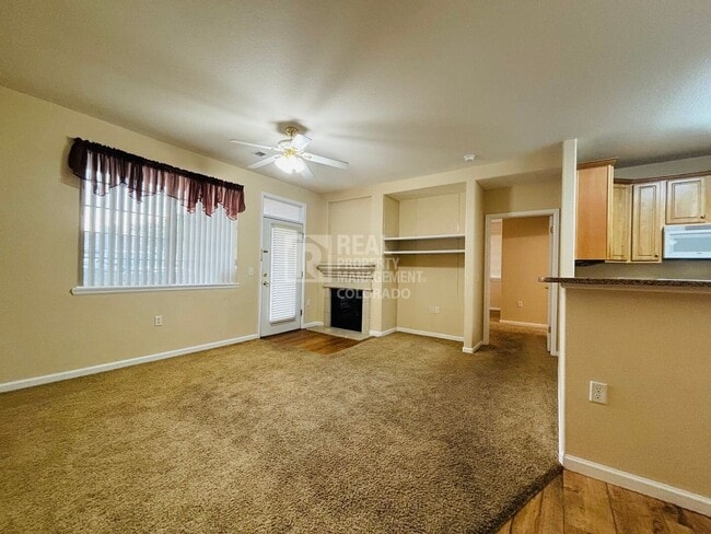 Building Photo - 10341 W Girton Dr