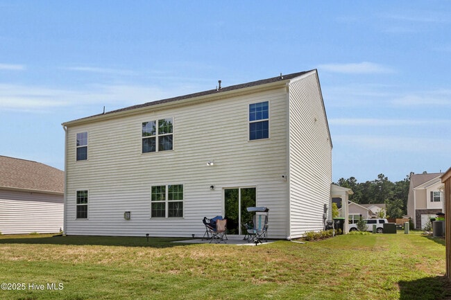 Building Photo - 2005 Ella Bengel Dr