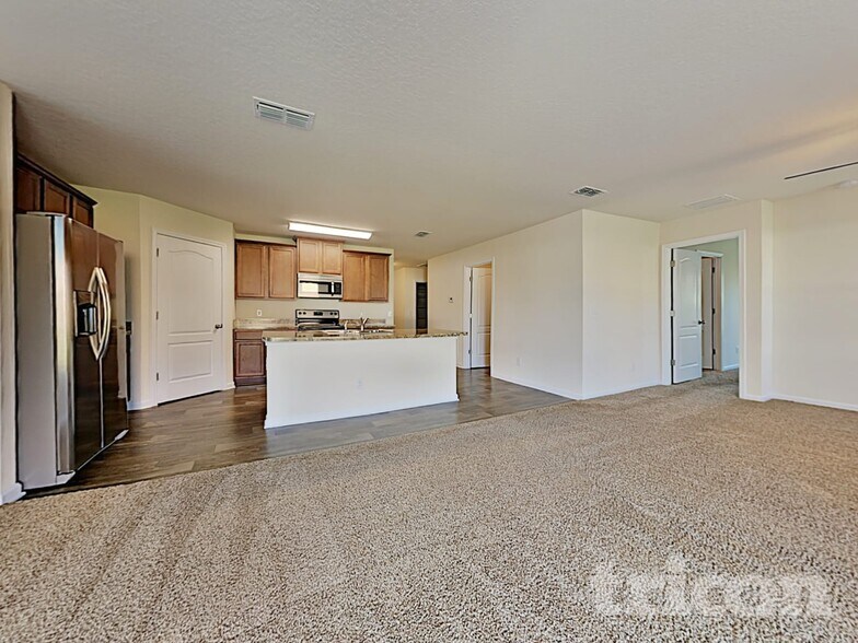 Building Photo - 3323 Canyon Falls Dr