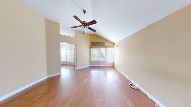 Building Photo - Welcome to Picasso Dr!