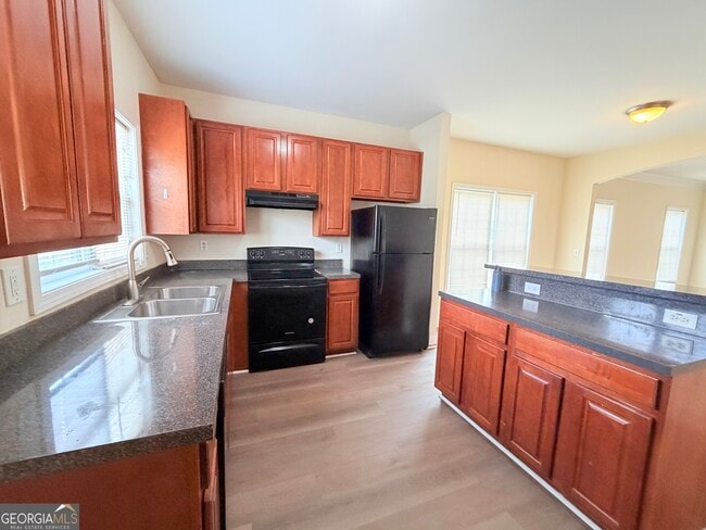 Building Photo - 109 Vine St NW