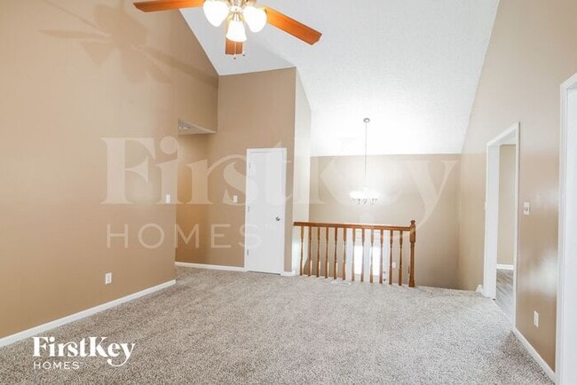 Building Photo - 411 Bluegrass Dr