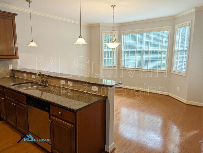 Building Photo - 703 Harkness Cir