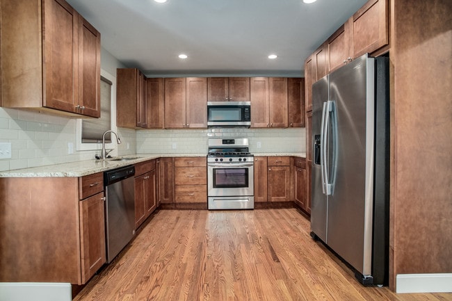 Building Photo - 6038 Juniper Dr