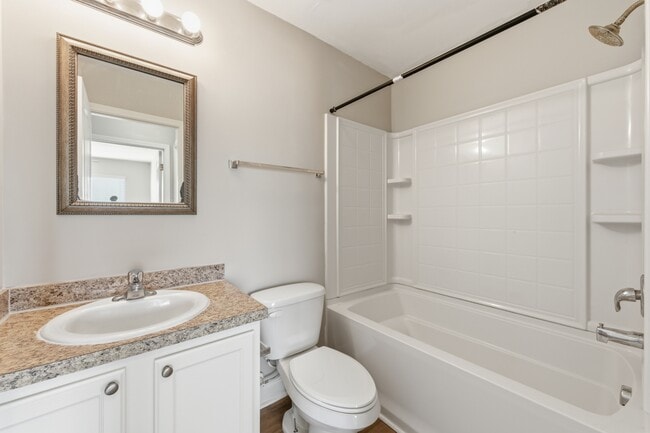 Building Photo - 240 Canyon Oak Loop