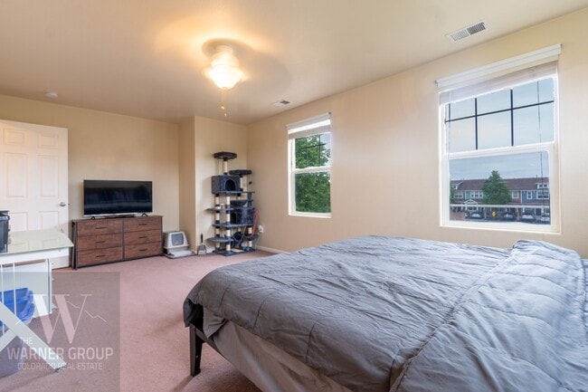 Building Photo - 2494 Obsidian Forest View