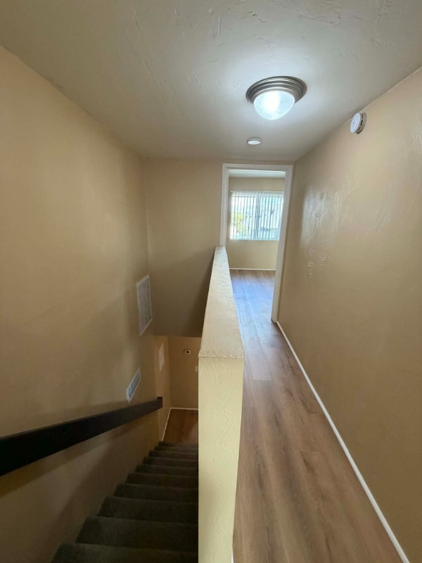 Building Photo - 931 N Euclid Ave