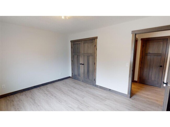 Building Photo - 11744 Kings Ln