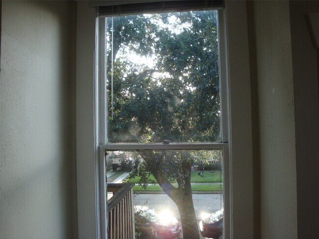 Building Photo - 3416 Morrison St