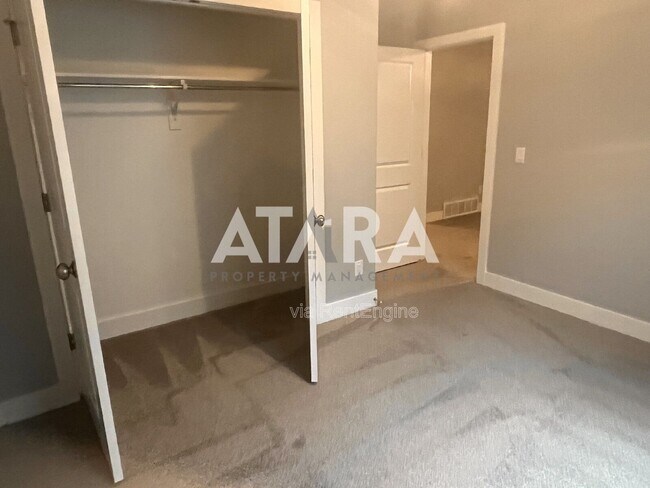 Building Photo - 9167 S Galette Ln