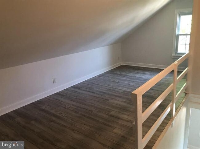 Building Photo - 75 S Main St