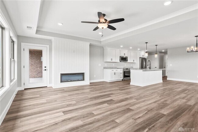 Building Photo - 1160 Waterloo St