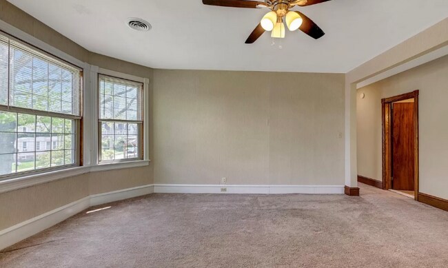 Building Photo - 108 High St