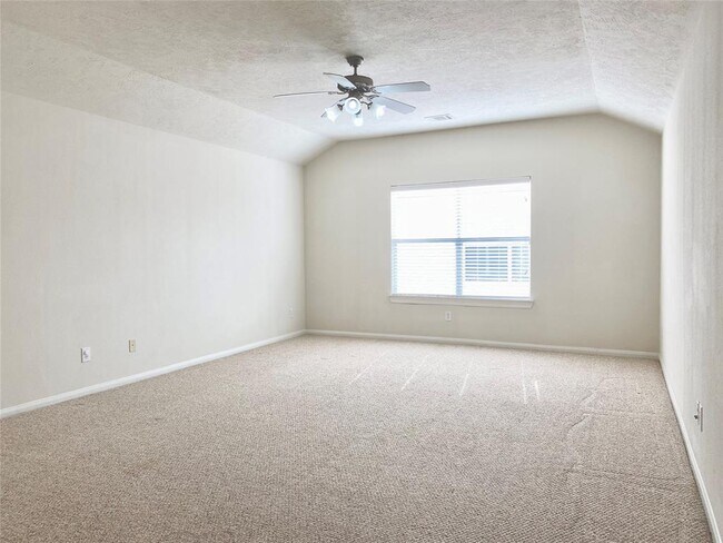 Building Photo - 5518 Chantel Way