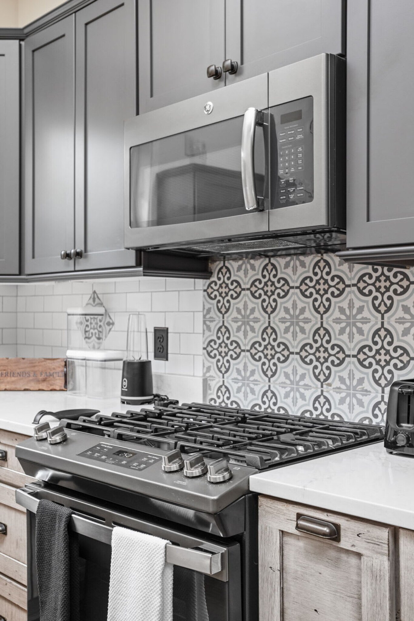 Building Photo - 620 Southridge Ct