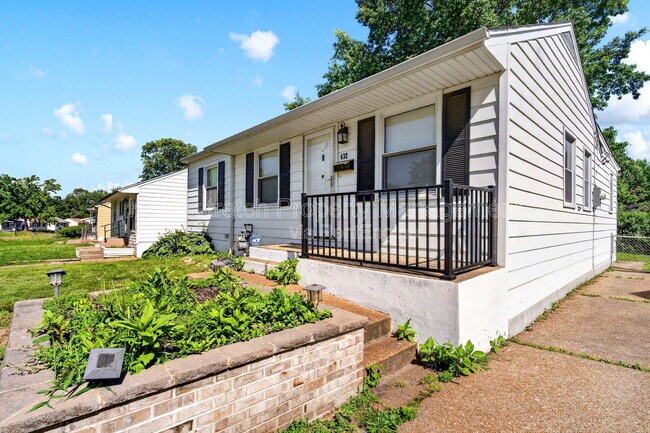 Building Photo - 432 Midlothian Rd