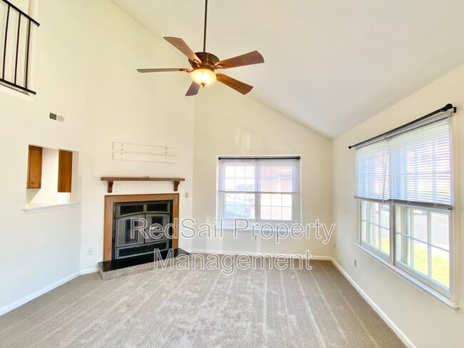 Building Photo - 109 Parkway Dr