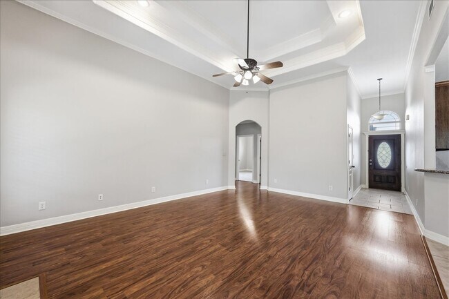 Building Photo - 102 Remington Cir