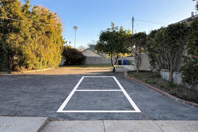 Building Photo - 1552 Atchison St