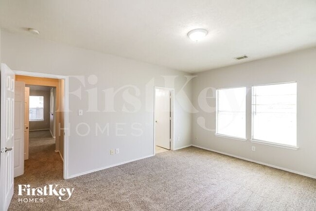 Building Photo - 1623 Rosalinda Ln