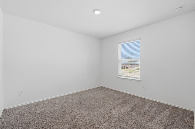 Building Photo - 23818 Desert Brush Ct