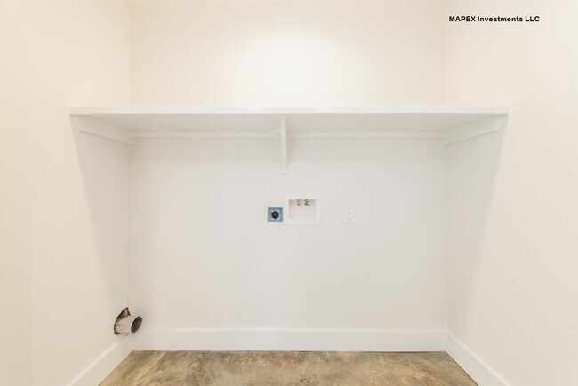 Building Photo - MAPEX LLC PROPERTY