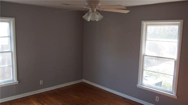 Building Photo - 5216 Mallory Dr