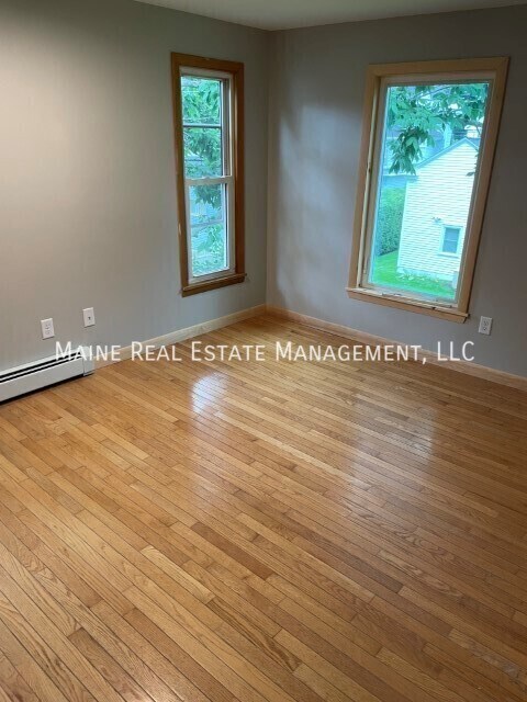 Building Photo - 118 Grove St