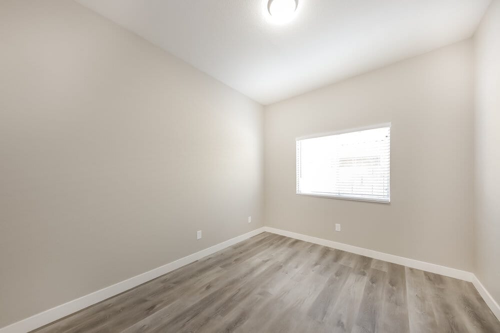 Building Photo - 7533 W Jenan Dr