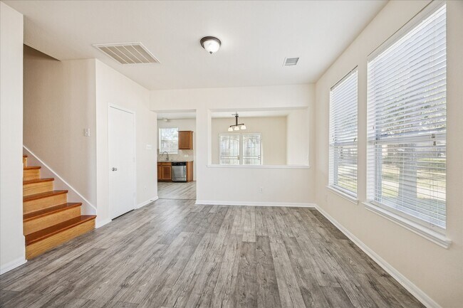 Building Photo - 8102 Fisher Glen Ln