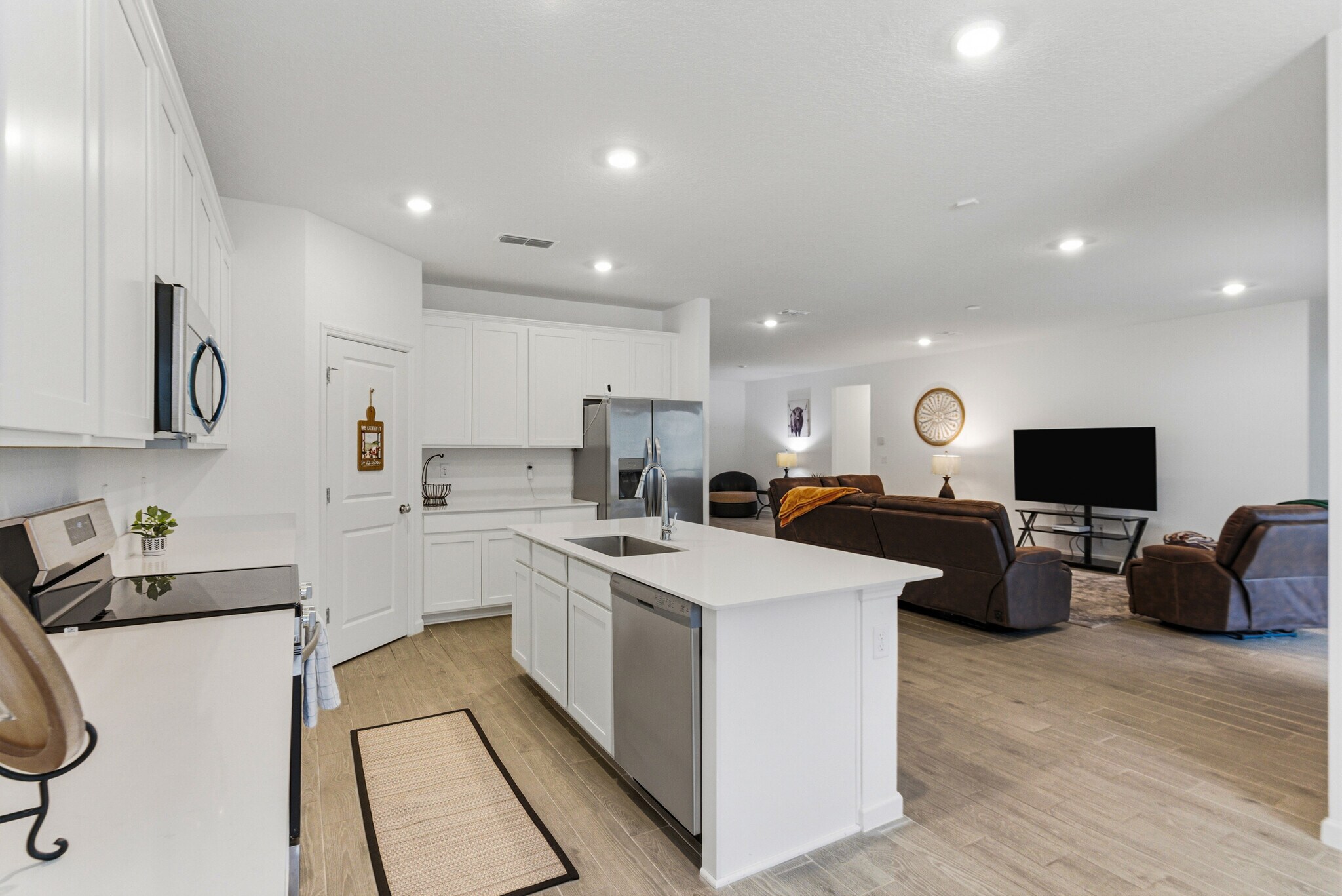 Building Photo - 8486 Horsebit Cir