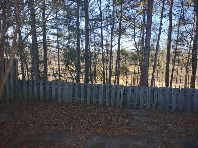 Building Photo - Delightful Two Bedroom Two Full Bath Home!