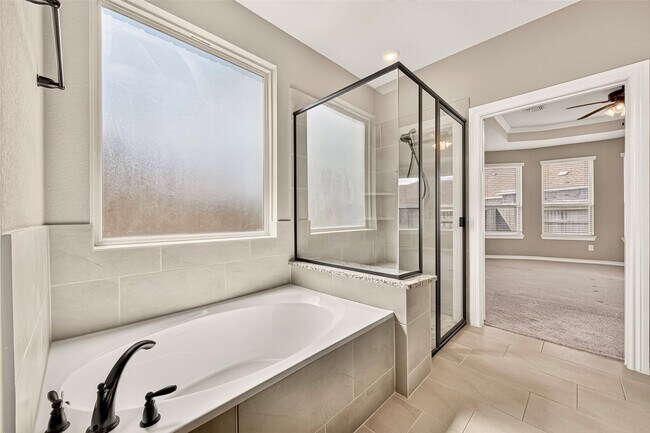 Building Photo - 10911 Birchwood Knl Ct