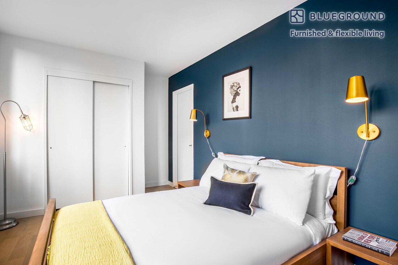 Building Photo - 250 W 19th St