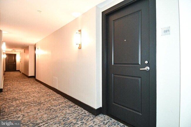 Building Photo - 2001 15th St N