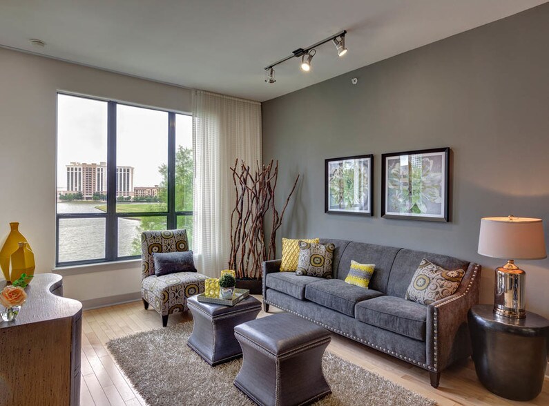 AMLI Las Colinas 1050 Lake Carolyn Pky Irving TX 75039 Apartment Finder