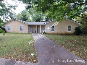 Building Photo - Charming Duplex in Quiet Conyers Cul-de-Sa...