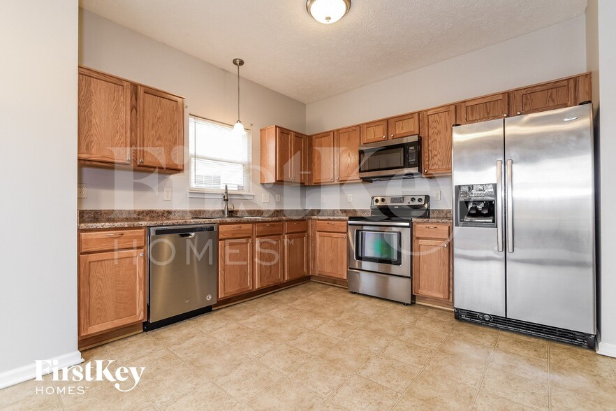 Building Photo - 7244 Mosaic Dr