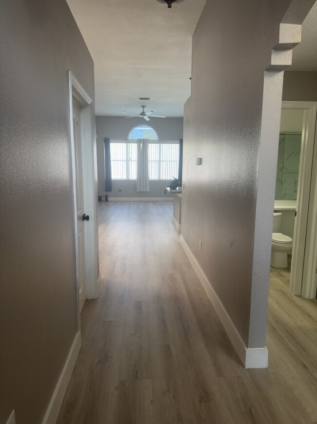 Building Photo - 8804 Southbay Dr