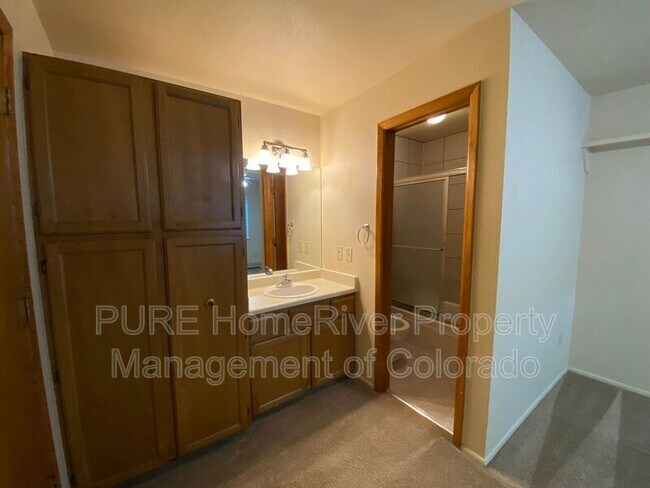 Building Photo - 3583 S Marion St